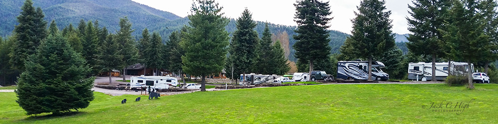 RV's lined up at Nugget RV Park.